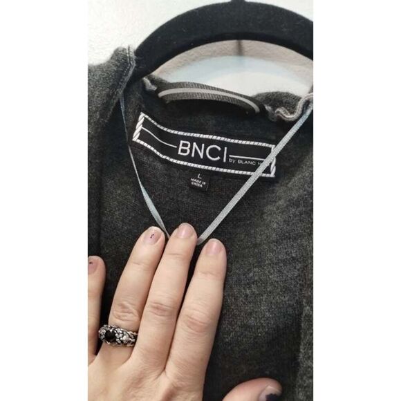 Blanc Noir Grey and black wool blend open front sweater - Picture 4 of 7